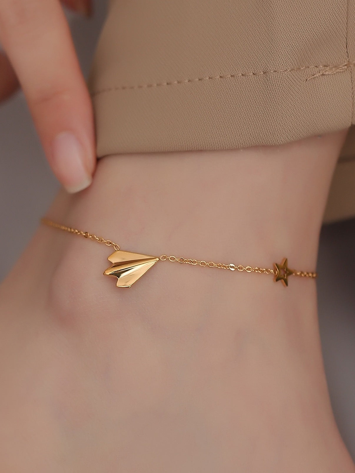 Paper Airplane 18k Gold Plated Women's Anklet