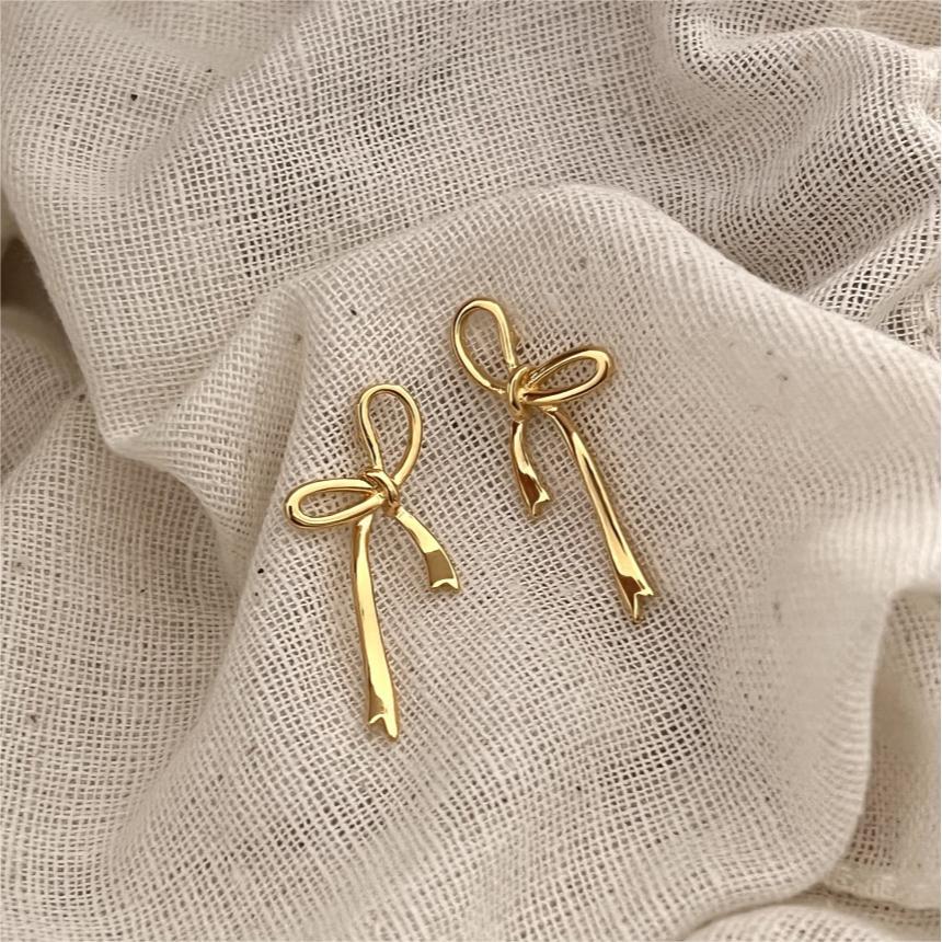 Bow Knot Sterling Silver Ear Studs