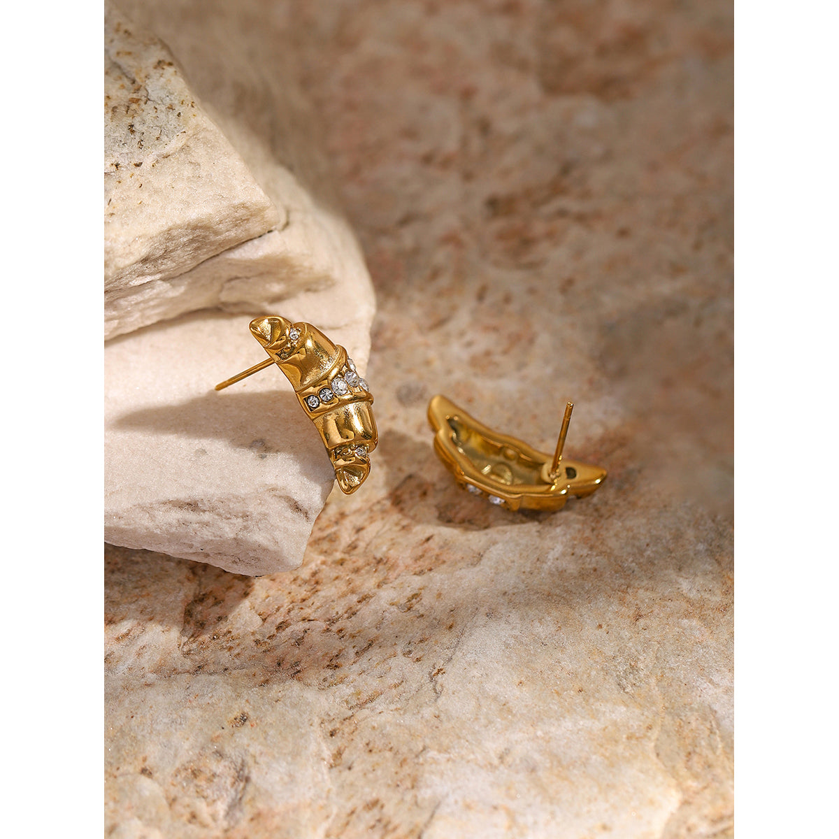 Claw Bag Rhinestones 18K Gold Plated Ear Studs