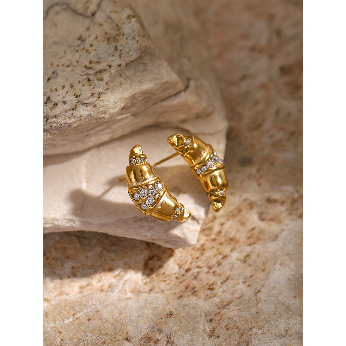 Claw Bag Rhinestones 18K Gold Plated Ear Studs