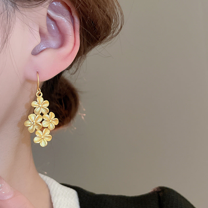 Luxurious Simple Style Flower 18K Gold Plated Drop Earrings