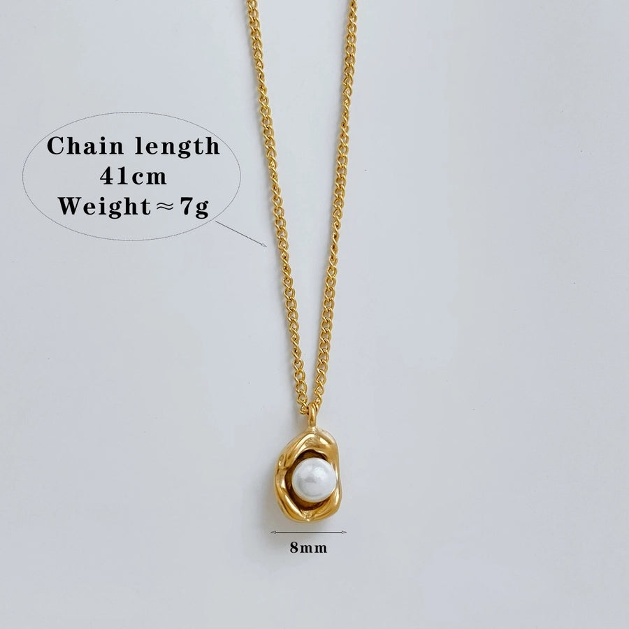 Pearl Pendant Necklace