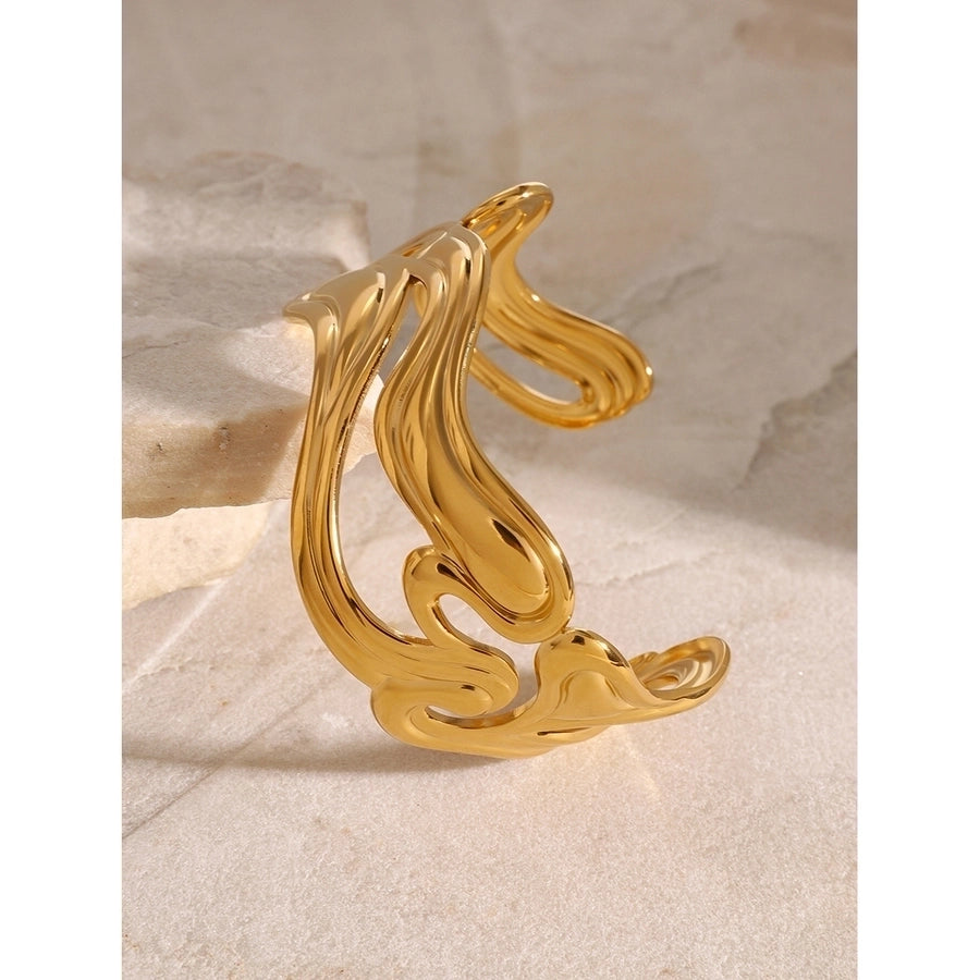 Artistic Irregular 18K Gold Plated Bangle